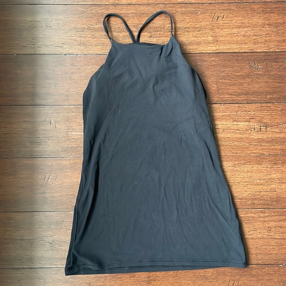 Lululemon high neck black tank